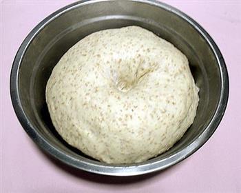 麦麸红豆沙面包的做法图解7
