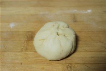 豆沙卷面包的做法图解6