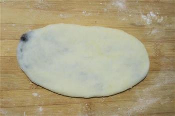 豆沙卷面包的做法步骤7