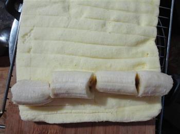香蕉蛋糕卷的做法步骤11