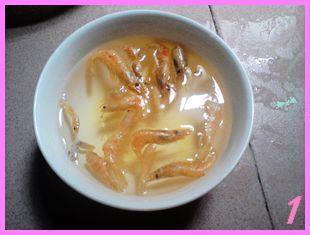 奶汁白菜虾皮豆腐汤的做法步骤1