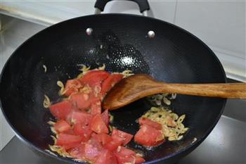 番茄虾皮蛋花汤的做法步骤3