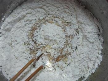 广式豆沙蛋黄月饼的做法图解14