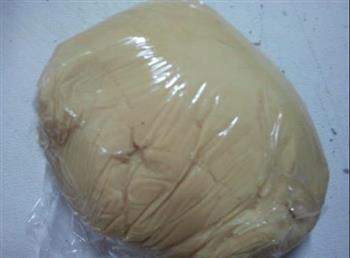 广式豆沙蛋黄月饼的做法步骤16