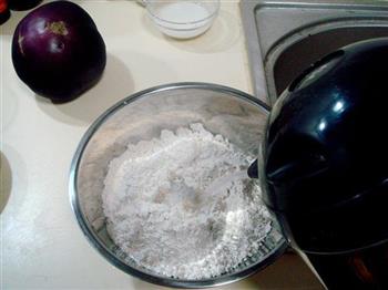 茄丁醋卤莜麦窝窝的做法步骤1