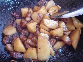 红烧土豆的做法步骤12