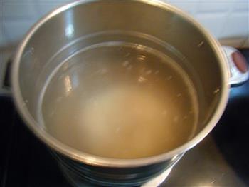 广山薏米粥的做法步骤2