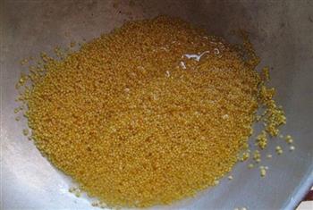 南瓜小米养生粥的做法步骤3