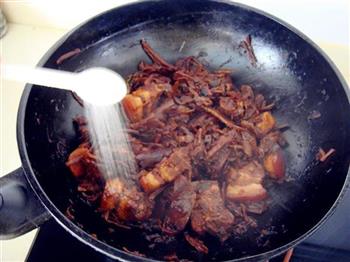 梅干菜红烧肉的做法步骤11