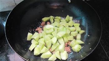 黄瓜猪肉片的做法步骤4