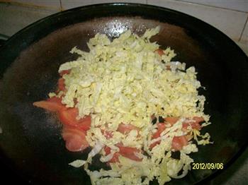 番茄鸡蛋热汤面的做法步骤4