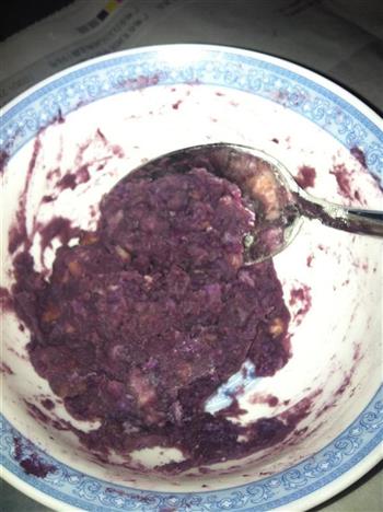 心花开紫薯馒头的做法步骤2