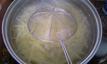 炝拌土豆丝的做法步骤8