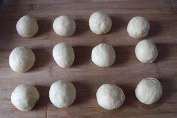花形豆沙面包的做法图解6