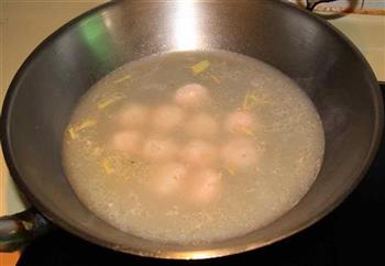丝瓜肉丸子汤的做法步骤5
