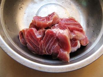 西洋参石斛腱肉清汤的做法步骤4