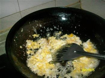 火腿蛋炒饭的做法步骤2