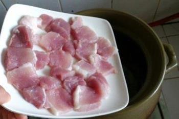 黄花菜山楂煲猪瘦肉的做法图解7