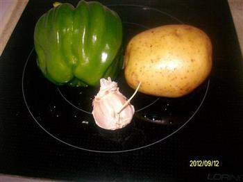 青椒土豆片的做法步骤3