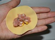 猪肉玉米饺子的做法图解11