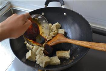 香菇烧烤麸的做法步骤6