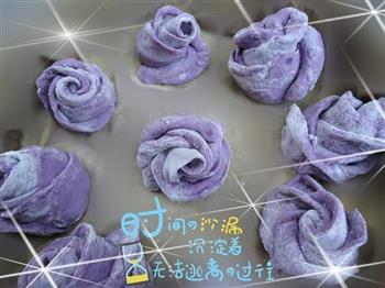 奶香紫玫瑰花卷的做法步骤10