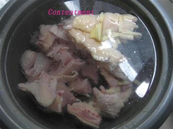 鸡腿菜汤的做法步骤2