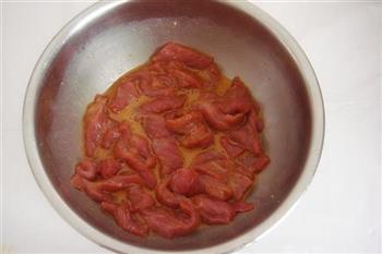 酸黄瓜炒肉片的做法步骤2