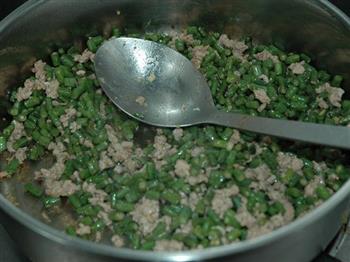 榄菜肉末豇豆的做法图解6