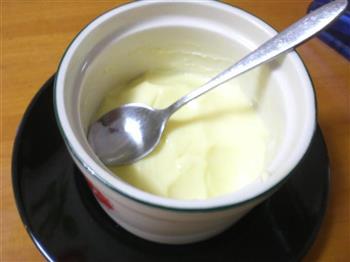 牛奶炖蛋的做法步骤7
