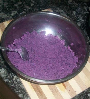 紫薯芝麻糖包的做法步骤2