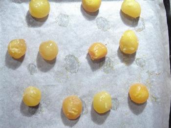 蛋黄酥的做法步骤2