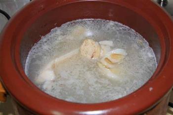 猪骨炖莲藕汤的做法步骤6
