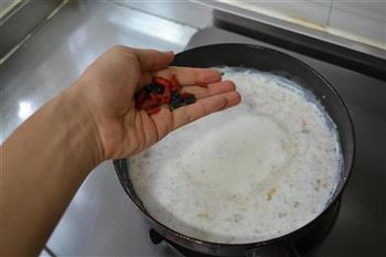 果仁牛奶燕麦粥的做法步骤5