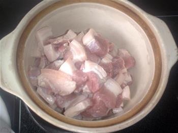 栗子砂锅红烧肉的做法步骤4