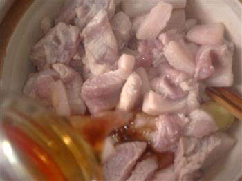 栗子砂锅红烧肉的做法步骤7