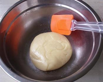广式枣泥豆沙月饼的做法步骤4