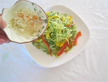 水果蔬菜沙律的做法步骤8