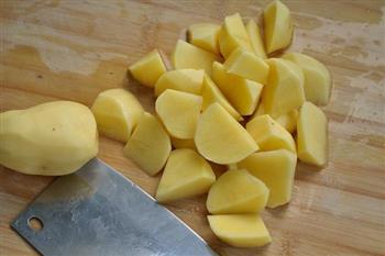 压力煲土豆炖牛肉的做法步骤2