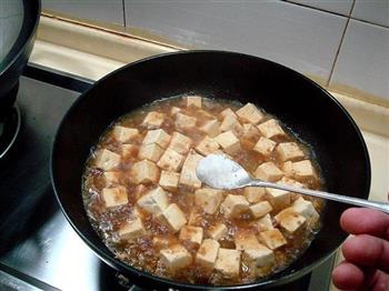 家常肉末烧豆腐的做法步骤7