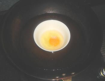 白糖蒸鸡蛋的做法图解3