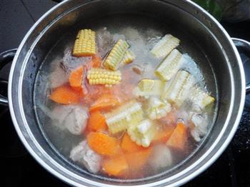 猪骨玉米胡萝卜汤的做法步骤9