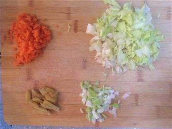 瘦肉蔬菜粥的做法步骤3