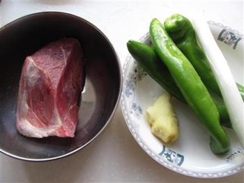 青椒牛肉的做法步骤1