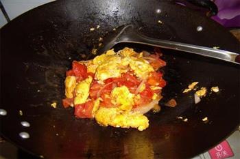 番茄洋葱炒鸡蛋的做法步骤6