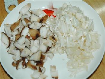 咖喱蘑菇饭的做法步骤2