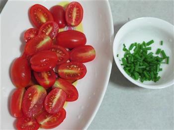 小番茄炒蛋的做法步骤2