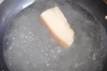 茶树菇炒回锅肉的做法步骤5