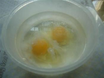 酒酿荷包蛋的做法图解2