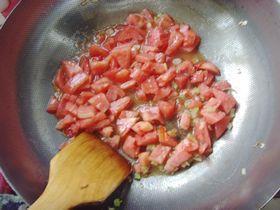 西红柿炒菜花的做法步骤9